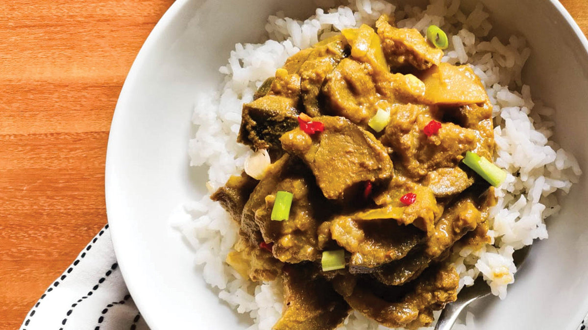 Aubergine and Potato Massaman Curry (Ve)