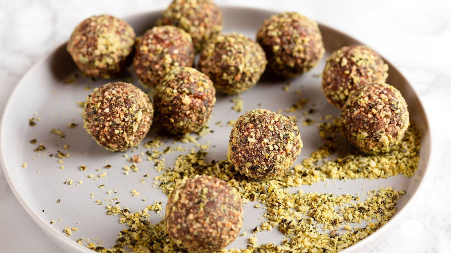 Mood-boosting Pumpkin Seed & Almond Energy Balls (Ve)